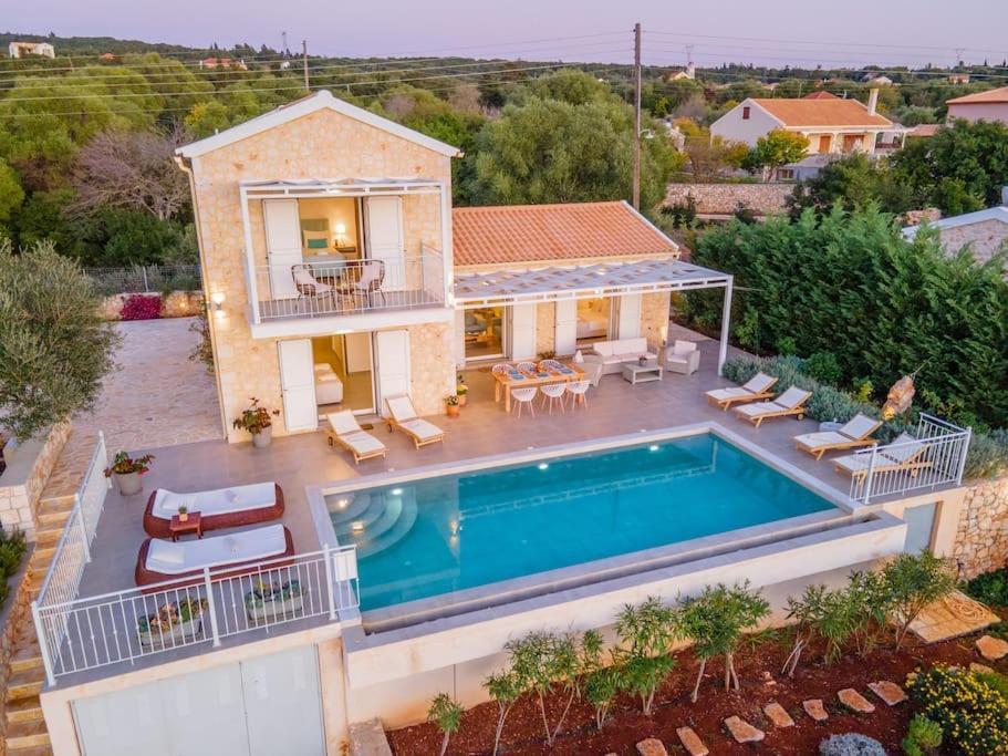 Fiscardo Luxury Stone Villa Suzana ,With Sunset View! Фискардо Екстериор снимка