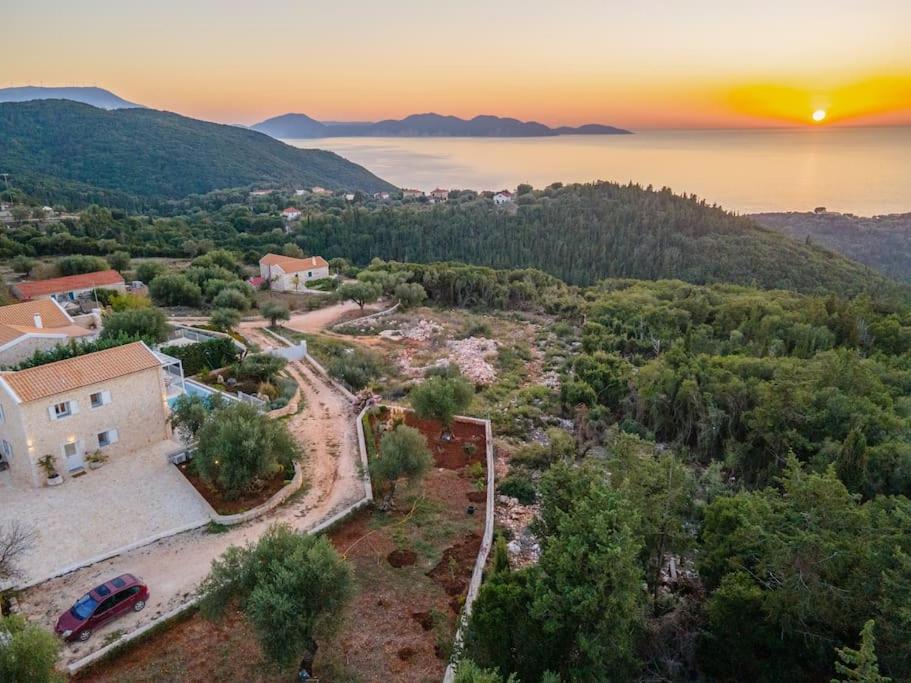 Fiscardo Luxury Stone Villa Suzana ,With Sunset View! Фискардо Екстериор снимка