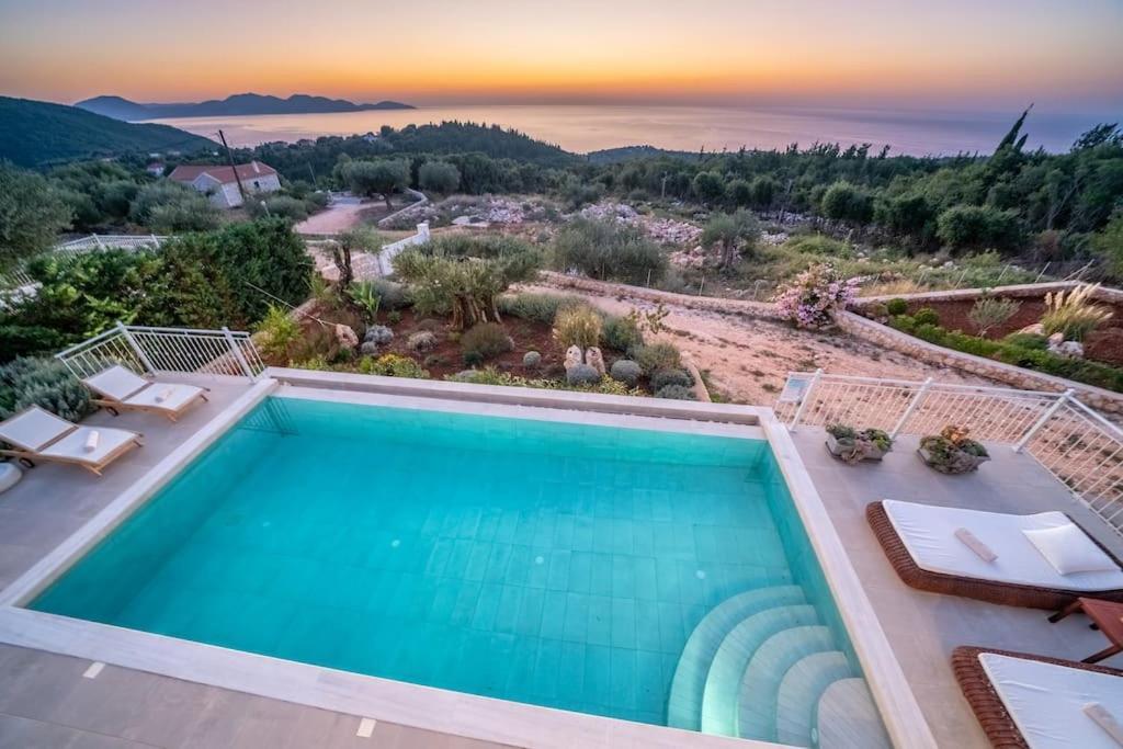 Fiscardo Luxury Stone Villa Suzana ,With Sunset View! Фискардо Екстериор снимка